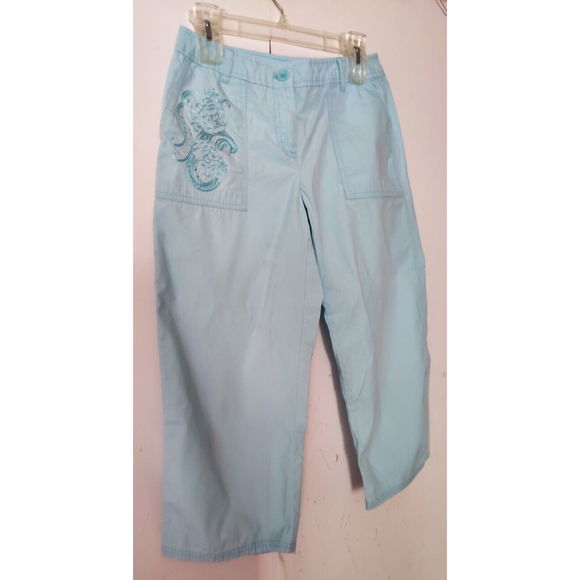 IZOD Women's Cargo Capri Cropped Pants Rhinestone Pocket Sky Blue Size 2 - Picture 2 of 5